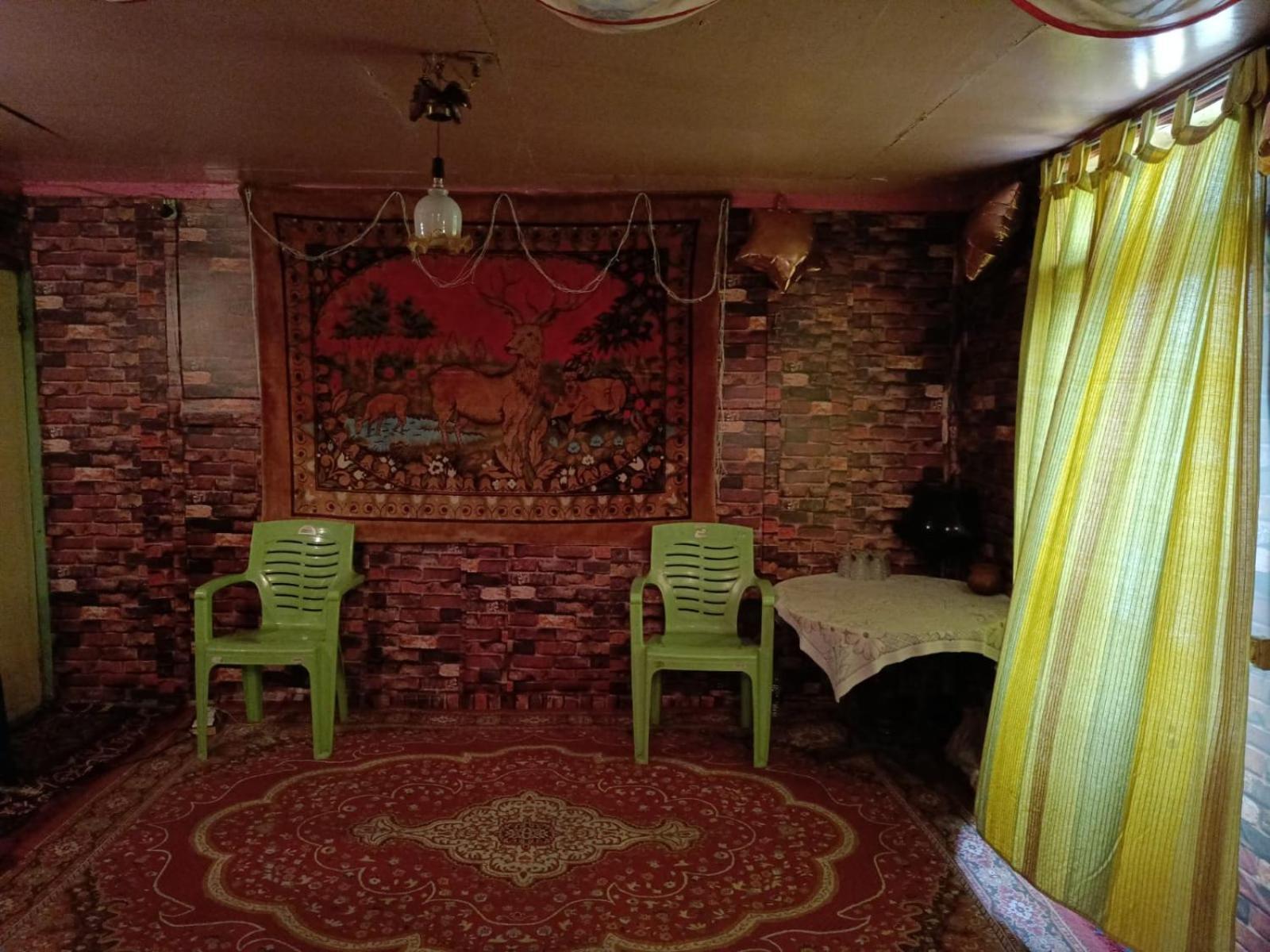 Hotel Island Srinagar  Bagian luar foto